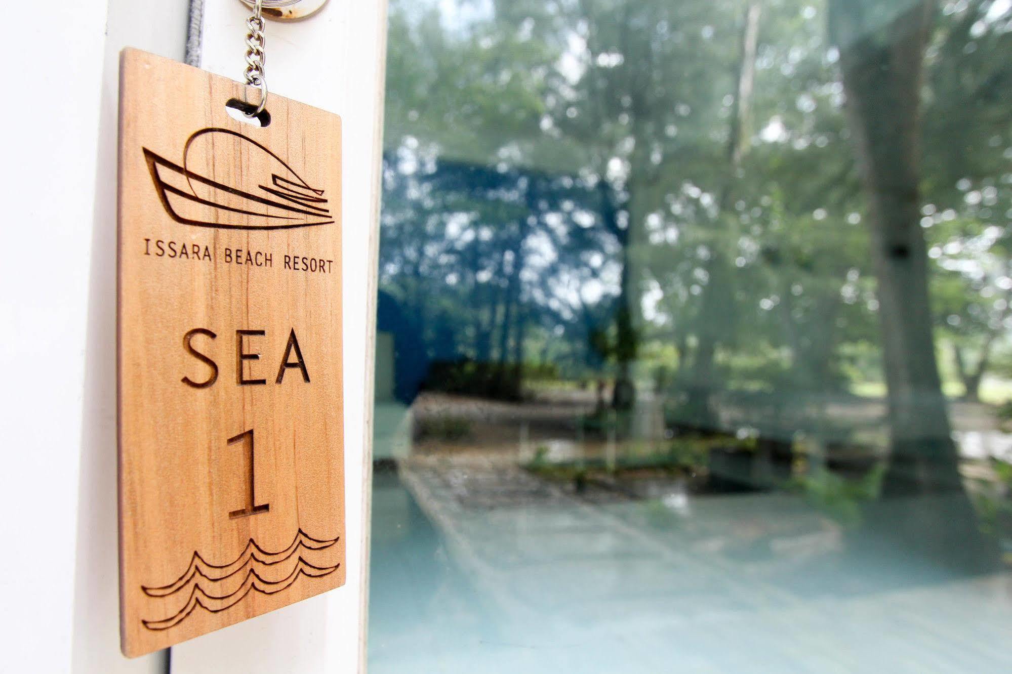 Issara Beach Resort Sichon Exterior foto
